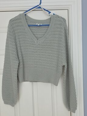 True Craft Light Gray Open-Knit V-Neck Cropped Sweater